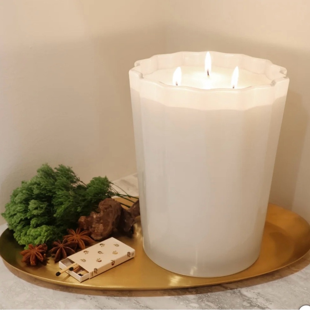 Sand + Fog 57 oz. Scalloped Candle with Rubber Wood Lid
